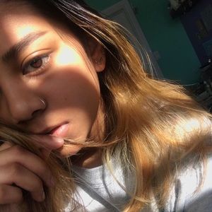 Meet your Posher, Sera